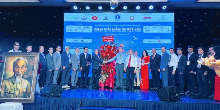 Nhiều hoạt động ý nghĩa tại buổi ra mắt CLB doanh nhân Quảng Trị miền Nam