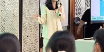 KOL, Diễn giả Áo Dài – Thạc sĩ Võ Thị Mỹ Duyên đào tạo kỹ năng Pitching và Pitch Desk cho 60 đội thi xuất sắc nhất của Univ. Star 2025 tại SIHUB