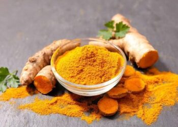 Kết hợp tỏi và nghệ – Bí quyết tăng sức đề kháng bảo vệ sức khỏe