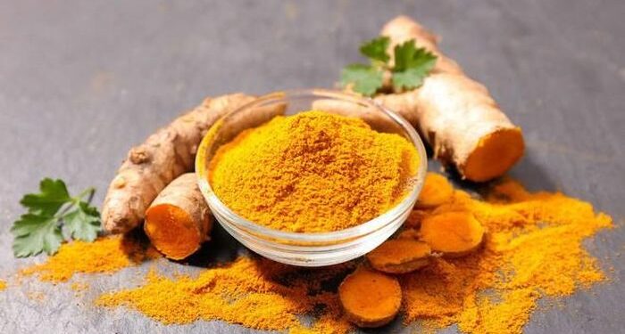 Kết hợp tỏi và nghệ – Bí quyết tăng sức đề kháng bảo vệ sức khỏe