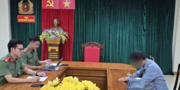 Sân khấu nghệ thuật: Liệu có bị giới hạn giữa nghệ thuật hay hiện tượng mạng?