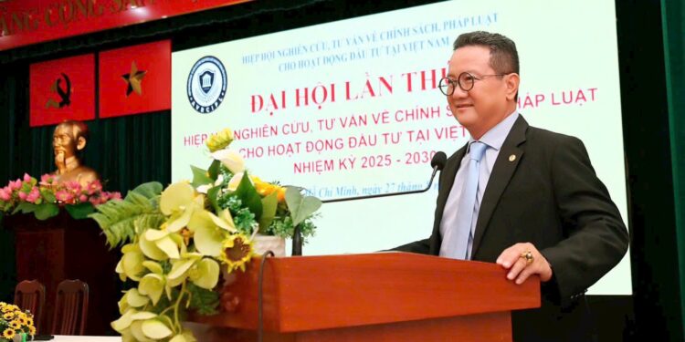 TS. Hồ Minh Sơn được bầu Phó Chủ tịch Hiệp hội Nghiên cứu, Tư vấn về Chính sách, pháp luật cho hoạt động đầu tư tại Việt Nam (AVRCIPL)