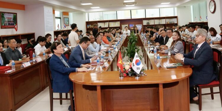 TP.HCM: Kết nối văn hóa, giáo dục, đầu tư và thương mại Việt Nam – Hàn Quốc