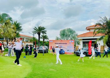 Ông Trần Sơn Vũ – Chủ tịch Hiệp hội AVRCIPL dự khai mạc giải golf “Swing for dream 2025 – Kết nối doanh nhân”