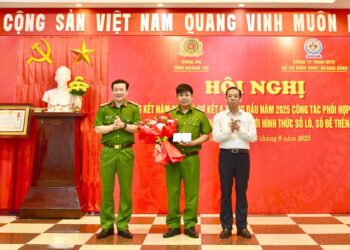 Công ty TNHH MTV Xổ số kiến thiết Quảng Bình đồng hành cùng Công an Quảng Trị trong phòng, chống số lô, số đề