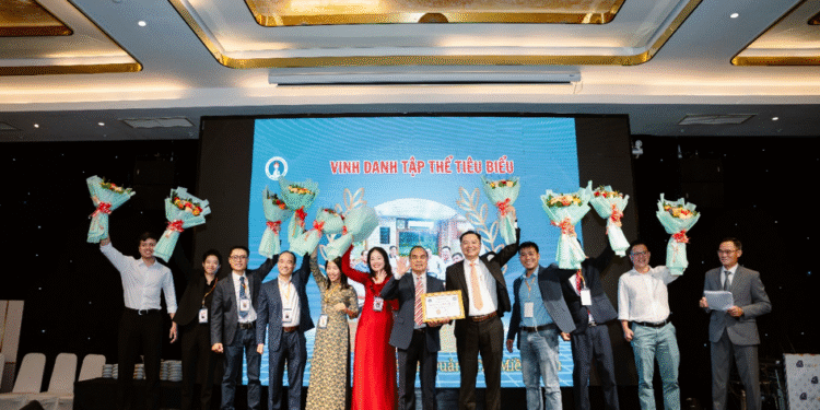 CLB Doanh nhân Quảng Trị miền Nam vinh danh những cống hiến tiên phong Ngày Doanh nhân Việt Nam