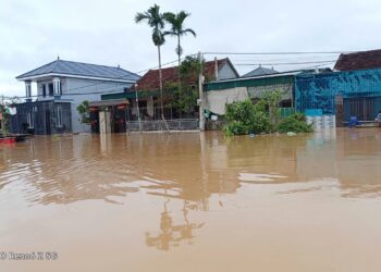 Phát động ủng hộ đồng bào bị thiệt hại do bão, lũ tại xã Đô Lương (tỉnh Nghệ An)