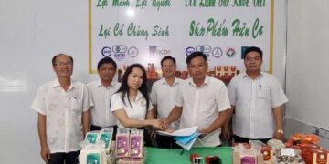 Lễ ký kết hợp tác phát triển bền vững ngành hàng gạo