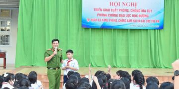 Tăng cường giáo dục pháp luật, xây dựng môi trường học đường an toàn cho học sinh