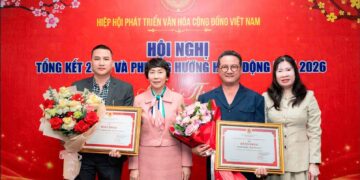 Ông Hồ Minh Sơn vinh dự nhận bằng khen Chủ tịch Hiệp hội Phát triển văn hoá cộng đồng Việt Nam (VCCDA)