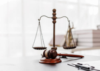 Luật gia Hồ Minh Sơn thông tin về Nghị định số 59/2026/NĐ-CP và Luật Đầu tư: Xử phạt trục xuất người nước ngoài – Một số ngành, nghề cấm đầu tư kinh doanh