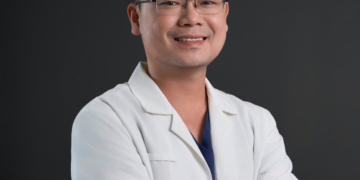 BS. CKI TRẦN NAM LONG: NGHỆ THUẬT “ĐIÊU KHẮC” DIỆN MẠO TỪ NỀN TẢNG Y KHOA VỮNG CHẮC