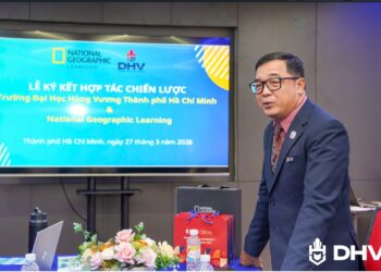 Trường Đại học Hùng Vương TP.HCM làm việc, ký kết hợp tác chiến lược với Tập đoàn Cengage Learning Asia Pte