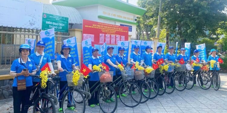 PHỤ NỮ PHƯỜNG AN HỘI VÀ PHƯỜNG SƠN ĐÔNG NHỮNG “SỨ GIẢ” TUYÊN TRUYỀN BẦU CỬ TẬN TỤY, SÁNG TẠO