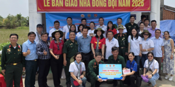 Hội CCB xã Hoà Khánh: Bàn giao 1 căn nhà và trao 50 phần quà 