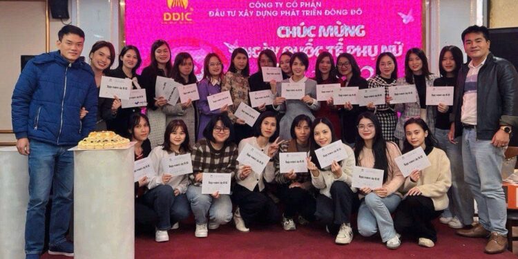 Cty CP ĐTXD PT Đông Đô (DDIC) tiếp tục đồng hành, hỗ trợ chương trình kỷ niệm 101 năm ngày Báo chí cách mạng Việt Nam do Hiệp hội AVRCIPL tổ chức